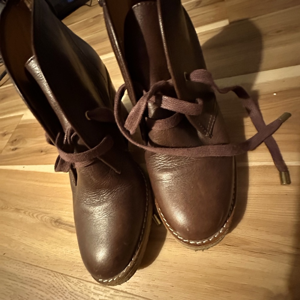 EUC Coach Nikol leather booties size 6.5